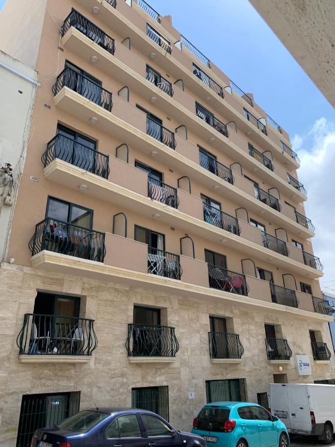 Cast Apartments Gzira Екстериор снимка