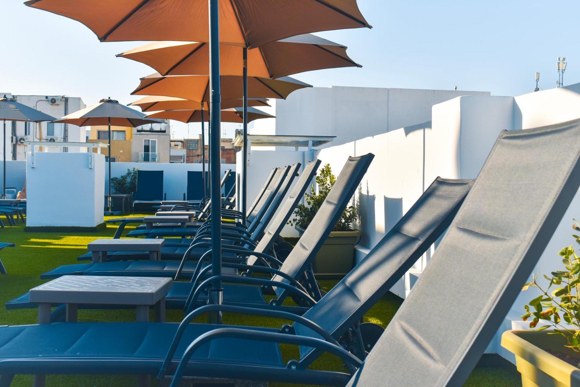 Cast Apartments Gzira Екстериор снимка