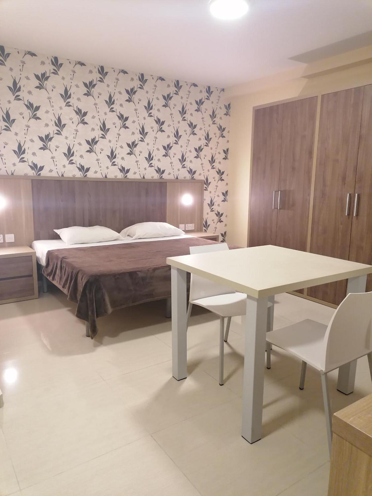 Cast Apartments Gzira Екстериор снимка